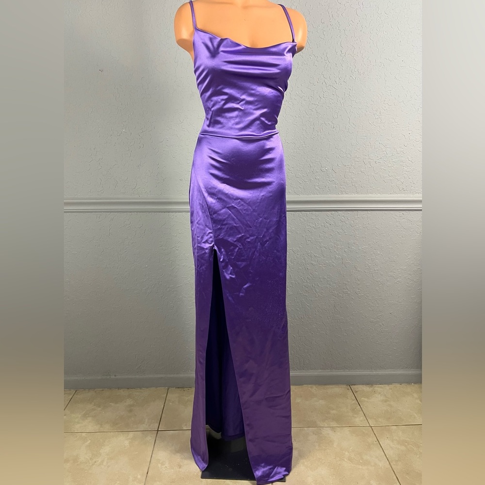 ✰ BEAUTIFUL MAXI SATIN PURPLE FORMAL DRESS WINDSOR ✰